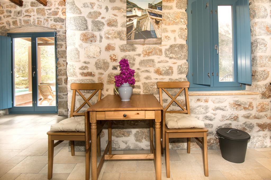 Petra Boutique Homes Arginonda ภายนอก รูปภาพ