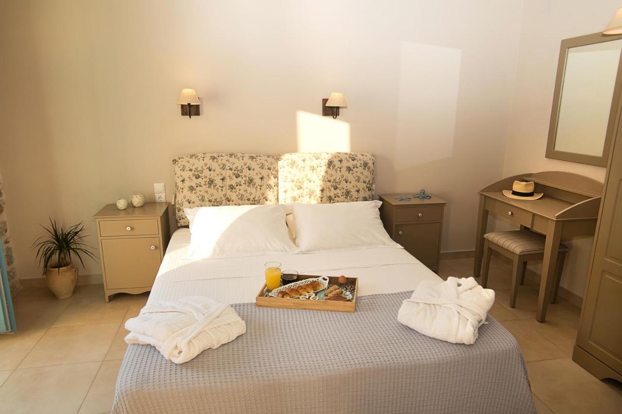 Petra Boutique Homes Arginonda ภายนอก รูปภาพ
